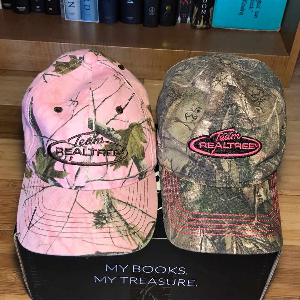 Bundle of 2 ‘Team Realtree’ baseball hats